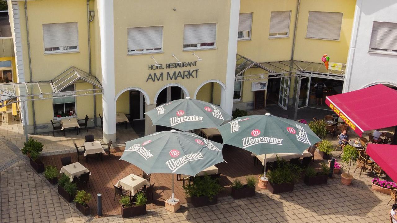 Warias Hotel & Restaurant Braunsbedra Exterior foto