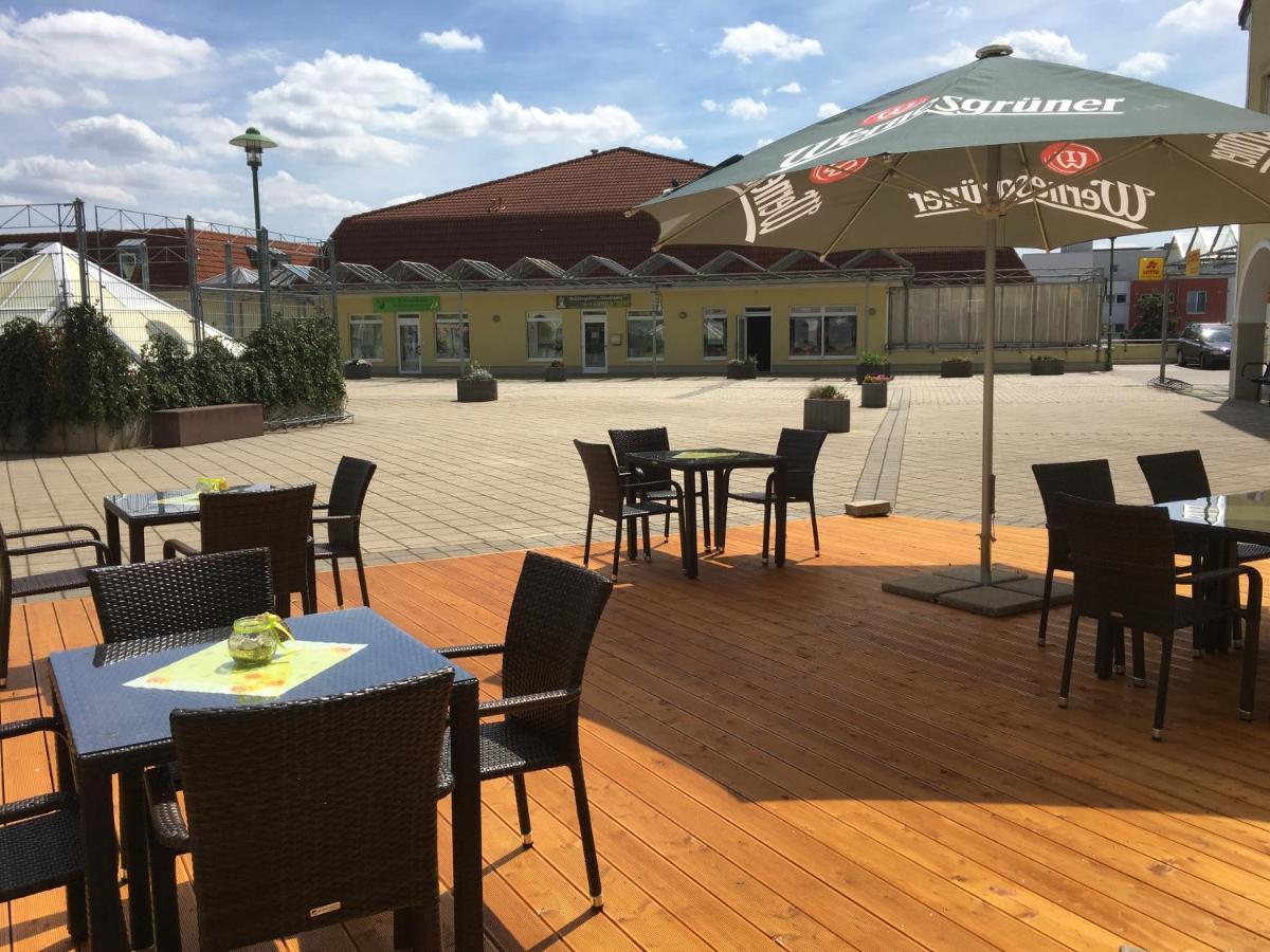 Warias Hotel & Restaurant Braunsbedra Exterior foto